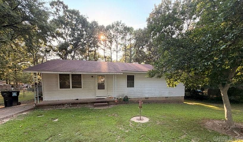 1st image of 605 Ridgecrest St