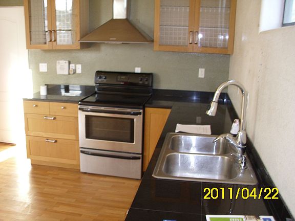 Upgraded, wonderful Stainless steel Kitchen