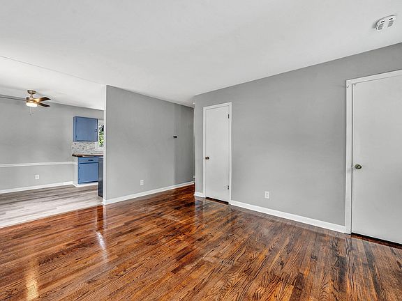 4th image of 4014 Maine Ave NW