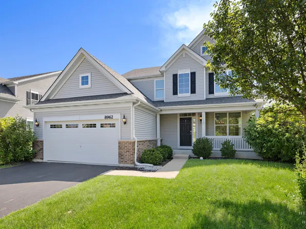 8962 Pearsall Dr, Huntley, IL 60142