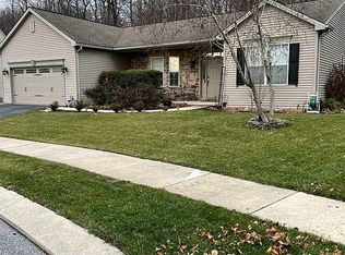 7714 Seneca Ridge Dr, York, PA 17403