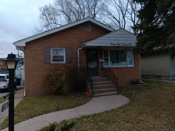 4824 Parrish Ave, East Chicago, IN 46312