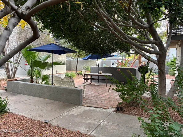 4111 E Camelback Rd Unit 17, Phoenix, AZ 85018