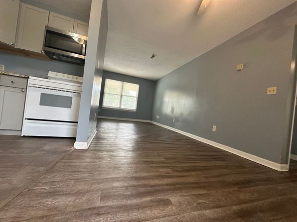 603 Ashland Ter APT 9