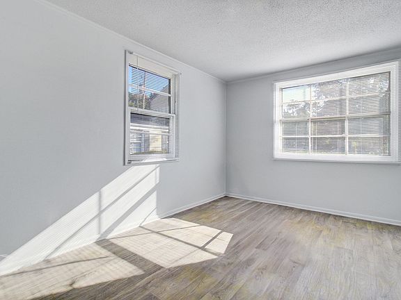 5th image of 320 S Beltline Blvd APT 35F