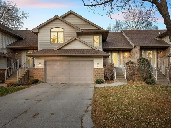 6965 Doubletree Rd NE, Cedar Rapids, IA 52402