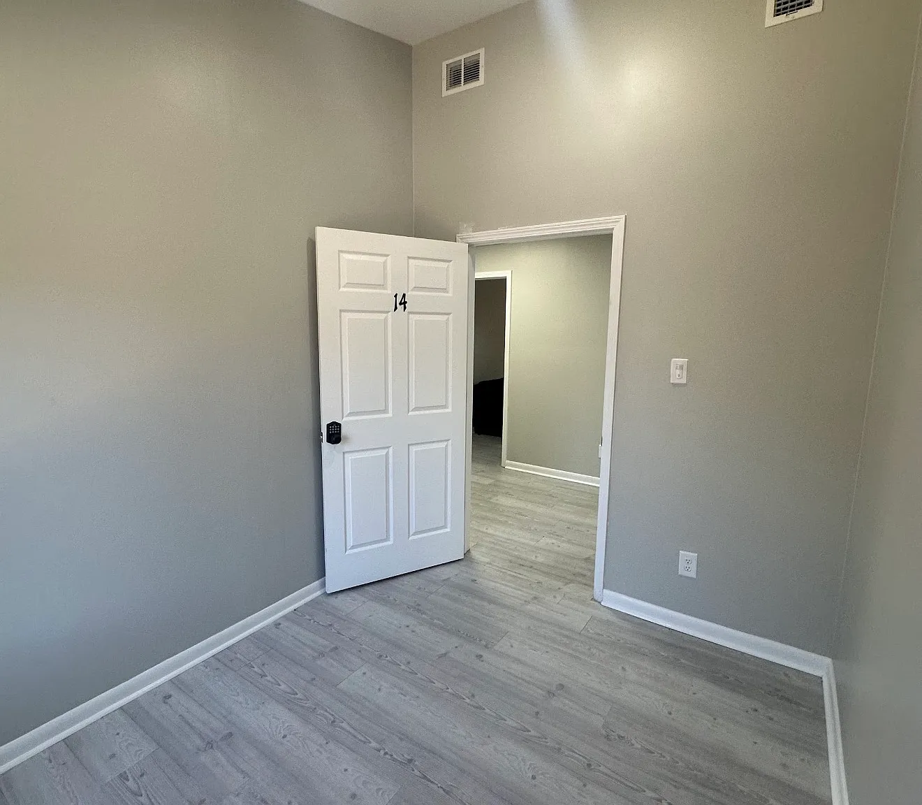 912 Convent Avenue Unit 14 - 14 — Photo 4