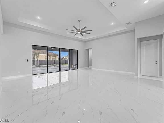 4th image of 1605 NW 38th Pl