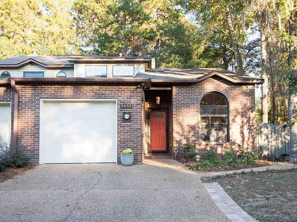 1st image of 1452 Denholm Dr #0