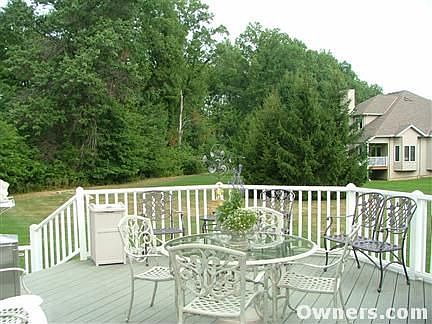 Private wooded backyard