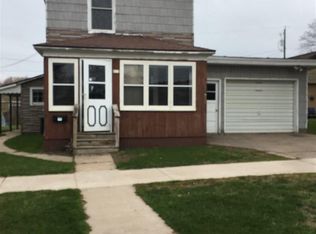 611 Walnut St, Norway, MI 49870