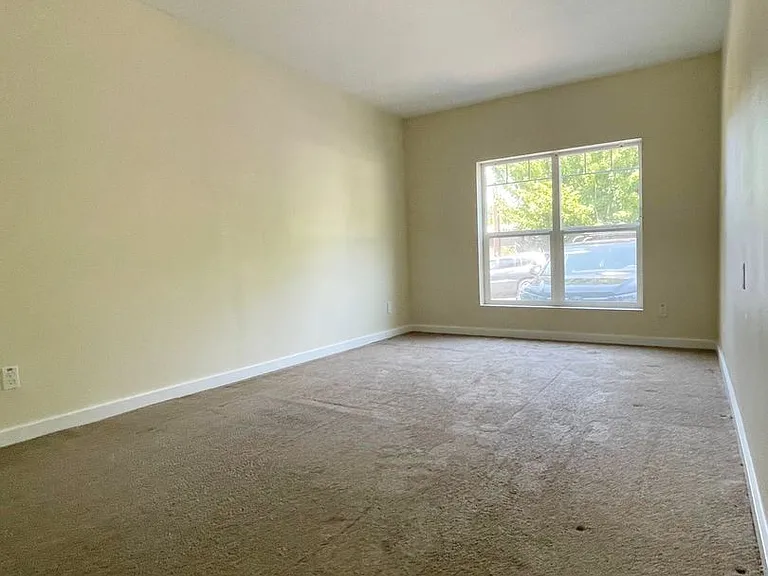 8880 SW Cashmur Ln #A — Photo 11