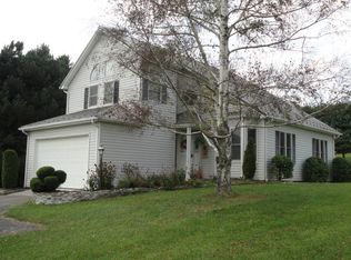 242 Four Apple Ave, Chilhowie, VA 24319