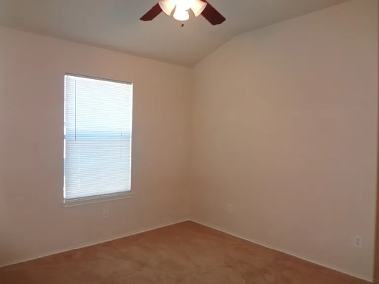 5405 Soledad Dr — Photo 14