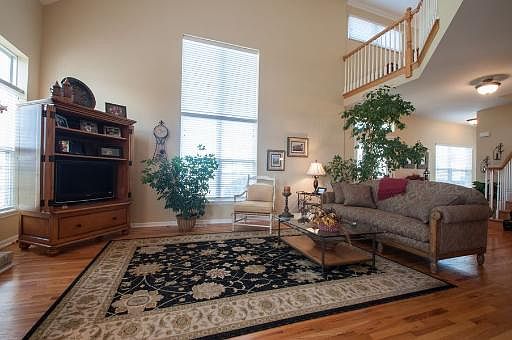 2nd image of 24825 Ironwood Ct