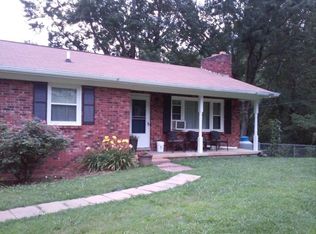 122 Robinson Rd, Clyde, NC 28721