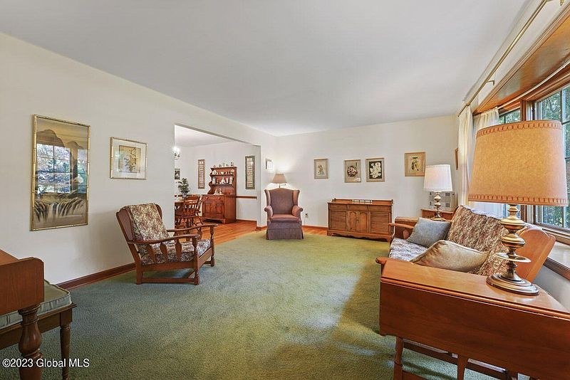 4th image of 120 Woodhaven Drive