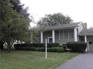 143 Airinton Dr, Rochester, NY 14622