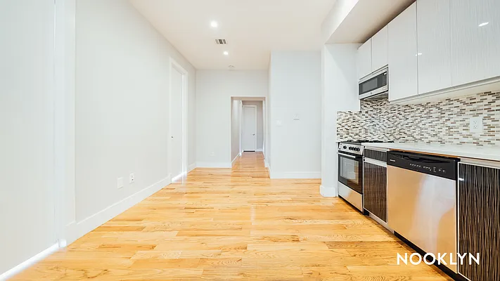 Rented by Nooklyn NYC LLC | media 11