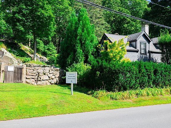 2nd image of 1150 Russells Mills Rd
