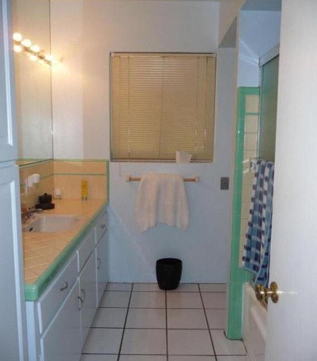 Hall bath (Master bath not pictured)
