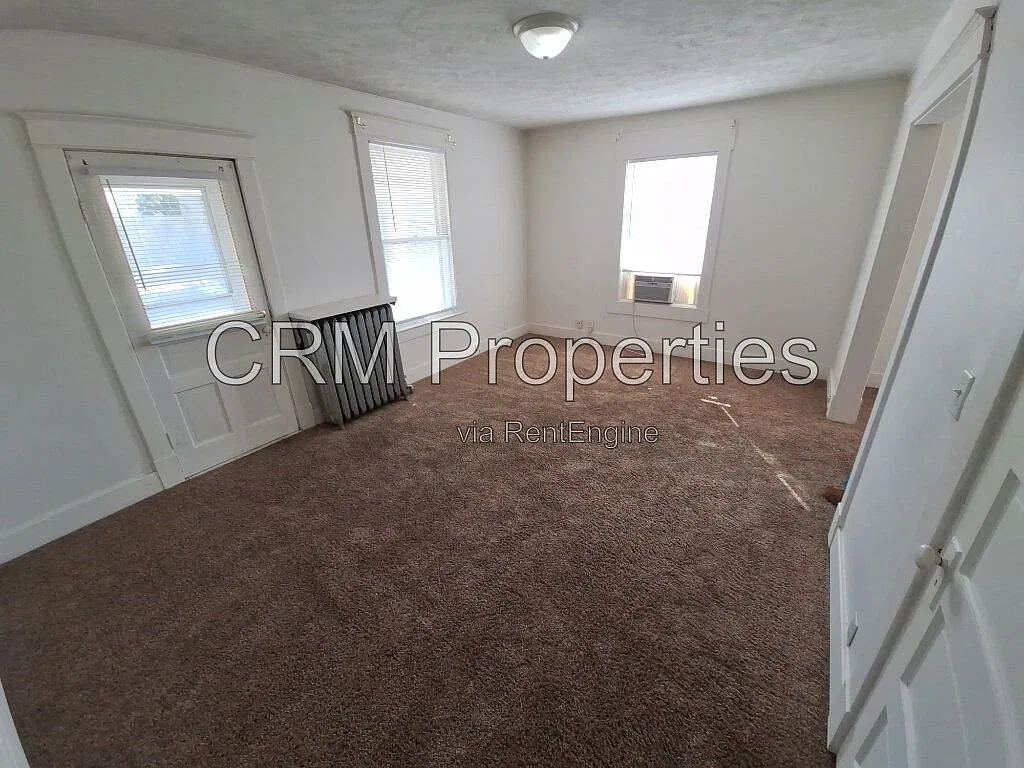 2 bed, 1.0 bath, $675 — Photo 4