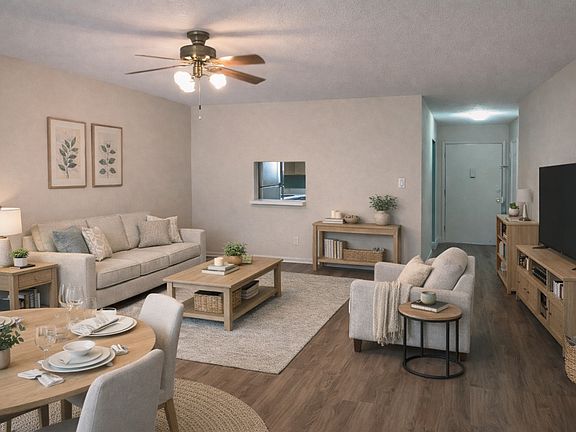 3rd image of 2901 N Halifax Ave APT 212