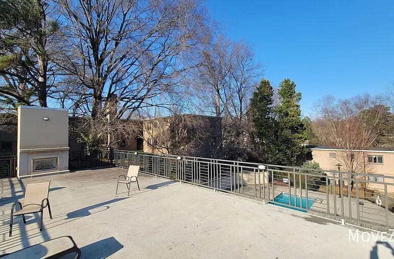 2425 Vail Ave #A19 — Photo 6