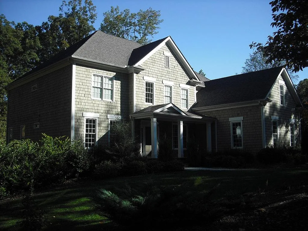 5 bed, 3613 sqft, $5,000 — Photo 4