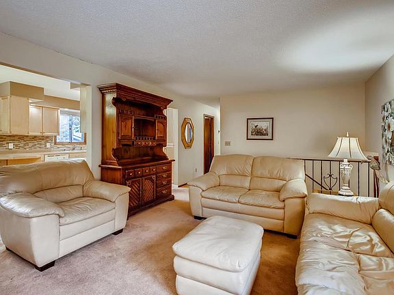 4th image of 2130 Radatz Ave