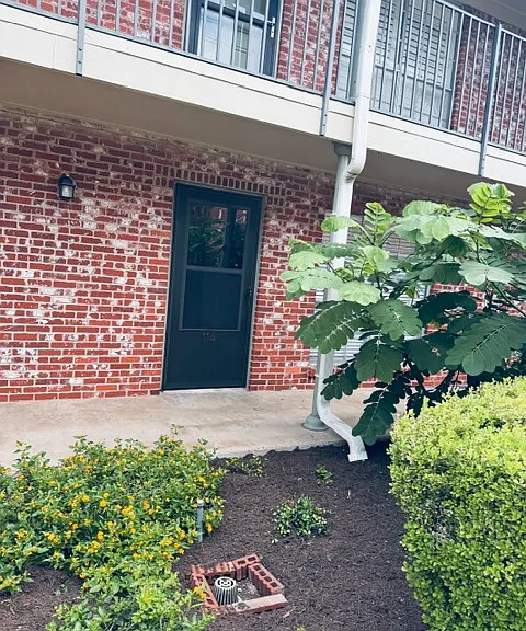 7920 Rockwood Ln #114 — Photo 3