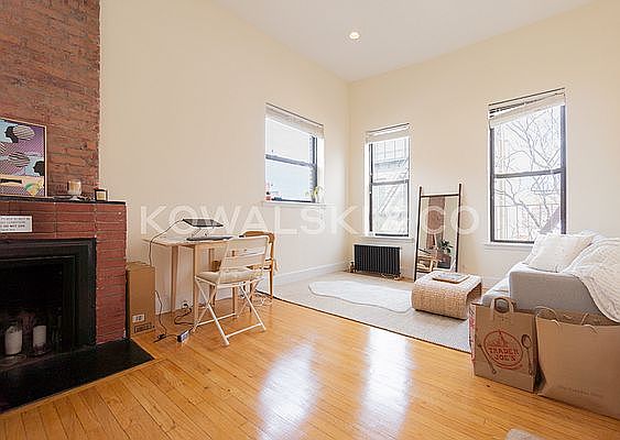 2nd image of 55 Morton St #7X