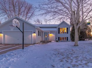 1041 W Maple St, Sturgeon Bay, WI 54235