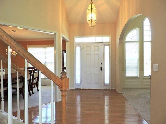 3rd image of 2241 Dogwood Trace Blvd