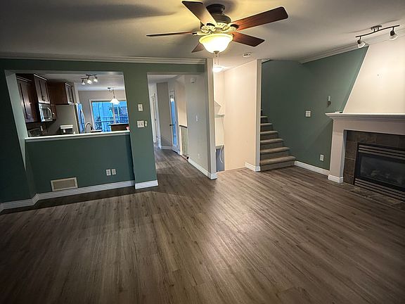 Main Level - Living Room