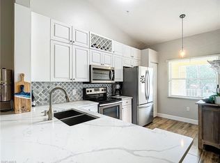 6615 Huntington Lakes Cir APT 201, Naples, FL 34119