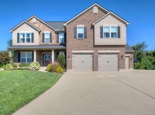1176 Monroe Dr, Hebron, KY 41048