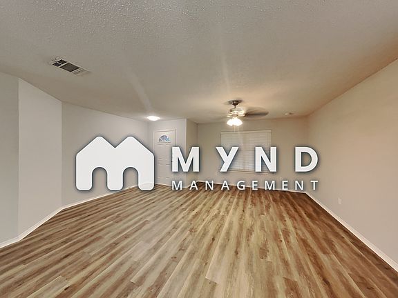 5th image of 114 Branding Iron Dr