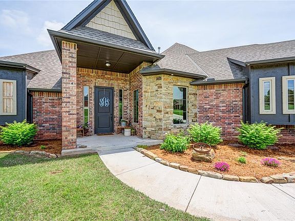 2nd image of 9524 Catalpa Cir