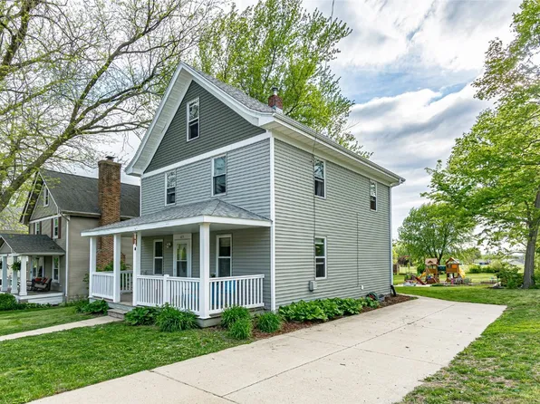 613 S Iowa St, Solon, IA 52333