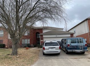 3321 Raleigh Dr, Fort Worth, TX 76123