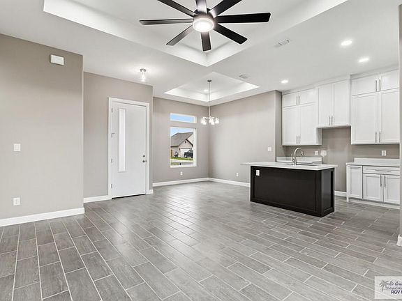 3rd image of 2357 W Dorcas Cir