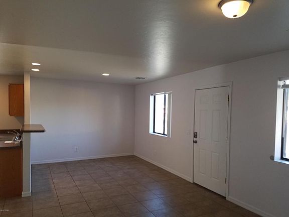 5th image of 3420 S Clark Ave #1