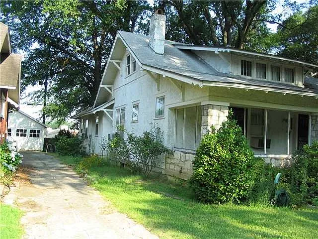 Building Photo - 445 Garland St