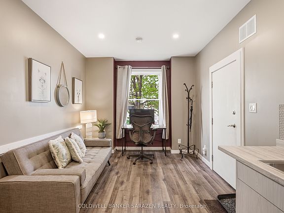 4th image of 58 James St #1