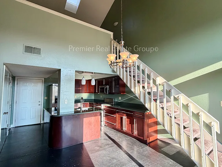 144 W Rockrimmon Blvd #303 — Photo 3