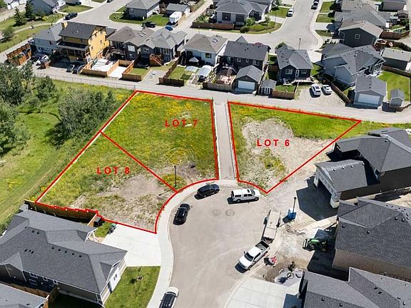 4th image of 12 Country Meadows Way NW
