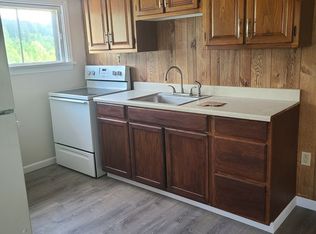 2533 Moyer Rd APT 5, Connellsville, PA 15425