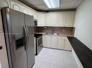 13450 SW 3rd St APT 203D, Hollywood, FL 33027