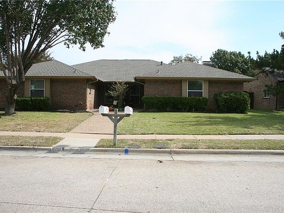 2nd image of 3006 Townbluff Dr